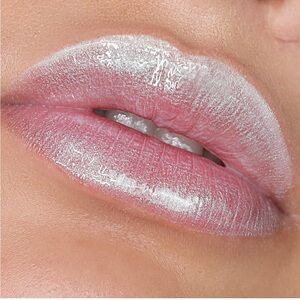 LipSense by Senegence. Shade: Clover, NWT